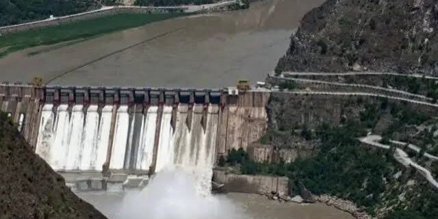 چناب پر پن بجلی منصوبوں میں تیزی، پکل دل اور کیرو تکمیل کے آخری مرحلے میں