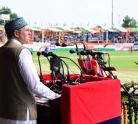 وزیراعلیٰ عمر عبداللہ نے سری نگر میں 80 ویں یوم آزادی کے موقعہ پر قومی پرچم لہرایا