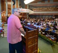 وزیراعلیٰ عمر عبداللہ نے جموںوکشمیر کے 580 نمایاں کھلاڑیوں کو 2.71 کروڑ روپے کے نقد انعامات سے نوازا