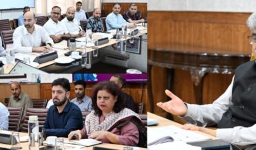 چیف سیکرٹری نے جموںوکشمیر کے ہینڈی کرافٹس و ہینڈ لوم سیکٹر کو مضبوط بنانے کے اَقدامات کا جائزہ لیا