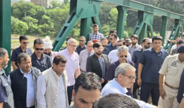 وزیراعلیٰ عمر عبداللہ نے راجوری کے سیلاب سے متاثرہ علاقوں کا دورہ کیا