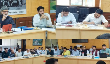 گورنمنٹ ایشورنس کمیٹی نے پی ڈبلیو ڈِی اور ایچ یو ڈِی ڈِی کے کام کاج کا جائزہ لیا