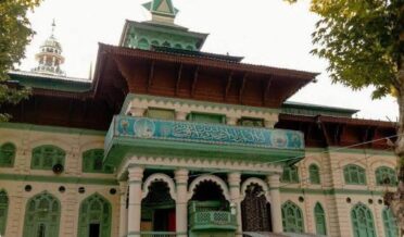 Government approves Rs 10.95 crore for restoration and development of Ziarat Sharif Kheram and Shiv Mandir Thajiwara in Anantnag