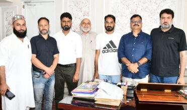 ممبر اسمبلی جاوید مرچال اور جے جے ایم کنٹریکٹرز ایسو سی ایشن نے جاوید رانا سے ملاقات کی