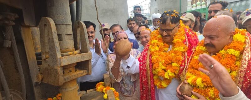 جاوید رانا نے ایس اے ایس سی آئی کے تحت اَپر ٹھاٹھراور سدھراکیلئے 14.38 کروڑ روپے کے واٹرسپلائی پروجیکٹوں کاآغاز کیا