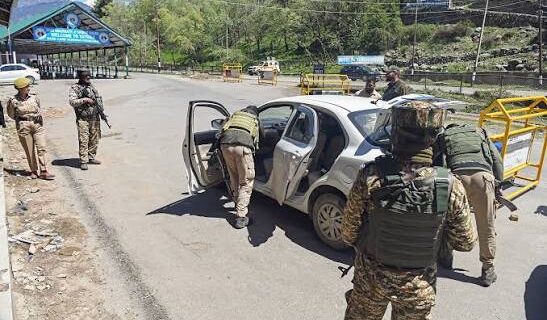 پہلگام حملے کے پس منظر سیاحتی مقامات کی سکیورٹی کی مزید مضبوطی