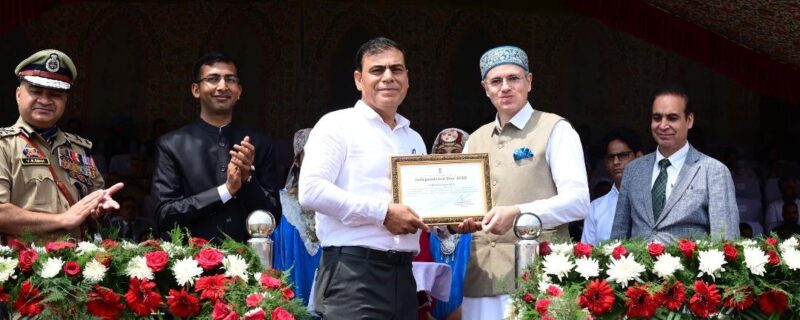سیّد شکیل شان کو شاندار کارکردگی او رکثیر الجہتی خدمات کے اعتراف میں ’ایوارڈ آف ایکسی لینس‘ سے نوازا گیا