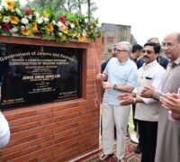 وزیر اعلیٰ نے سرینگر میں جدید مشینی قصاب خانے کی بنیاد رکھی