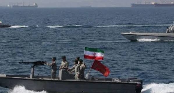 ہرمز سے تیل کا ایک قطرہ بھی نہیں گزرے گا، ایران کی دھمکی