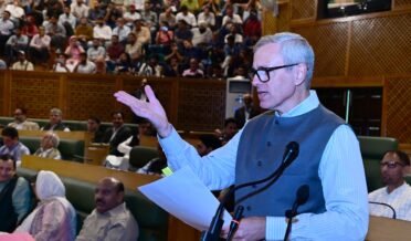 وزیراعلیٰ عمر عبداللہ نے جموںوکشمیر کو ریاست کا درجہ فوری بحال کرنے کی قرار داد پیش کی