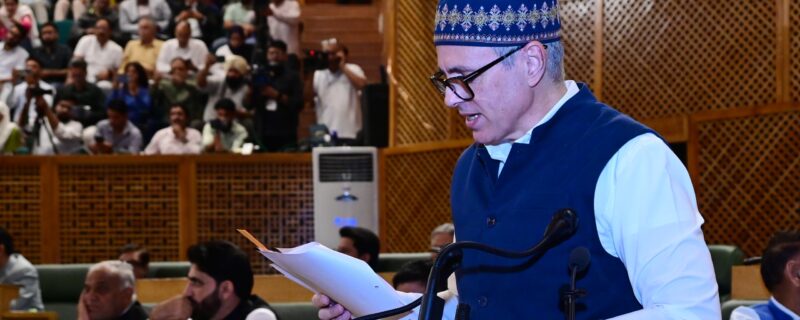 کپواڑہ میں 29بستیوں اور 1,936 گھرانوں تک بجلی پہنچانے کا کام جاری۔وزیراعلیٰ عمر عبداللہ