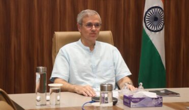 وزیراعلیٰ عمر عبداللہ کا آئی آئی ایم جموں میںجے اینڈ کے جی سی سی سمٹ 2026 کے اِفتتاحی سیشن سے خطاب
