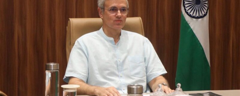 وزیراعلیٰ عمر عبداللہ کا آئی آئی ایم جموں میںجے اینڈ کے جی سی سی سمٹ 2026 کے اِفتتاحی سیشن سے خطاب