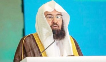 امام کعبہ کی مکہ اورمدینہ پر حملوں کی شدید مذمت