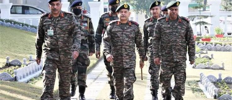 شمالی کمان کے فوجی کمانڈر کا وادی کے مختلف علاقو ں کا دورہ