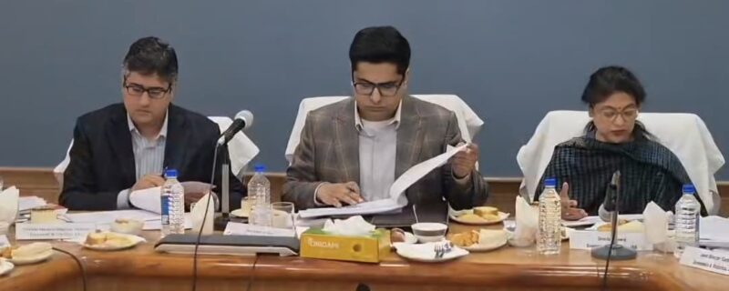 سیکرٹری پلاننگ نے اِکنامکس اینڈسٹیٹکس کے کام کاج کا جائزہ لیا