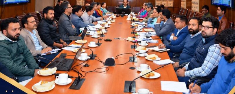 سیکرٹری دیہی ترقیات محکمہ نے دیہی ترقی کی اہم سکیموں کا جائزہ لیا ، بروقت تکمیل او رجوابدہی پر زور دیا