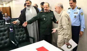 ایران کا امریکی دھمکیوں کے آگے جھکنے سے انکار، کہا- ’شرائط پوری ہوئیں تو ساتویں دن مذاکرات ہوں گے‘